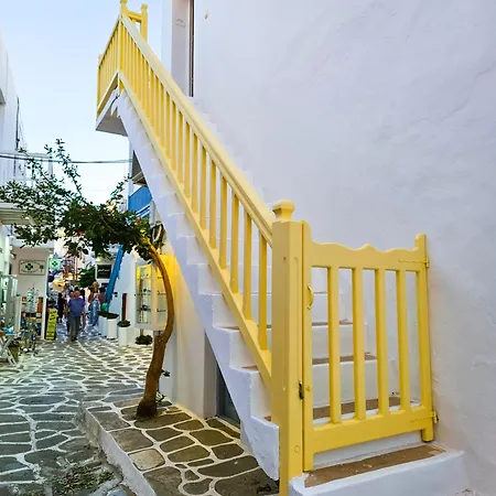 Nikis Town Apartment *